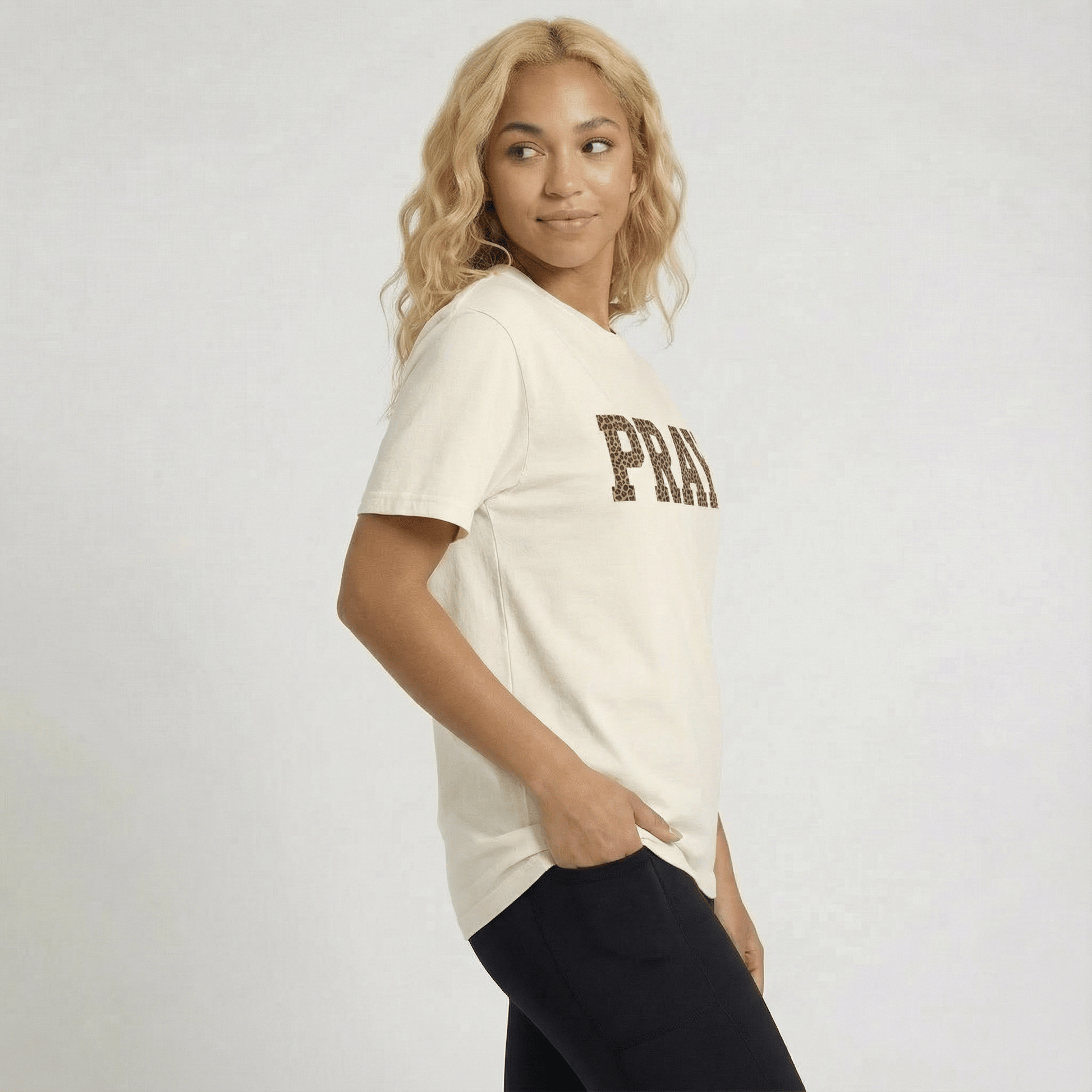 Mercy & More T-Shirt PRAY Tee